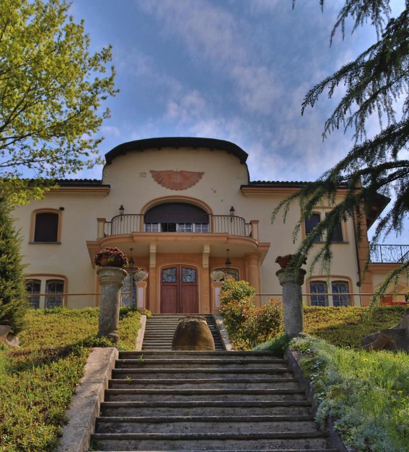 Villa La Meridiana Алба Екстериор снимка