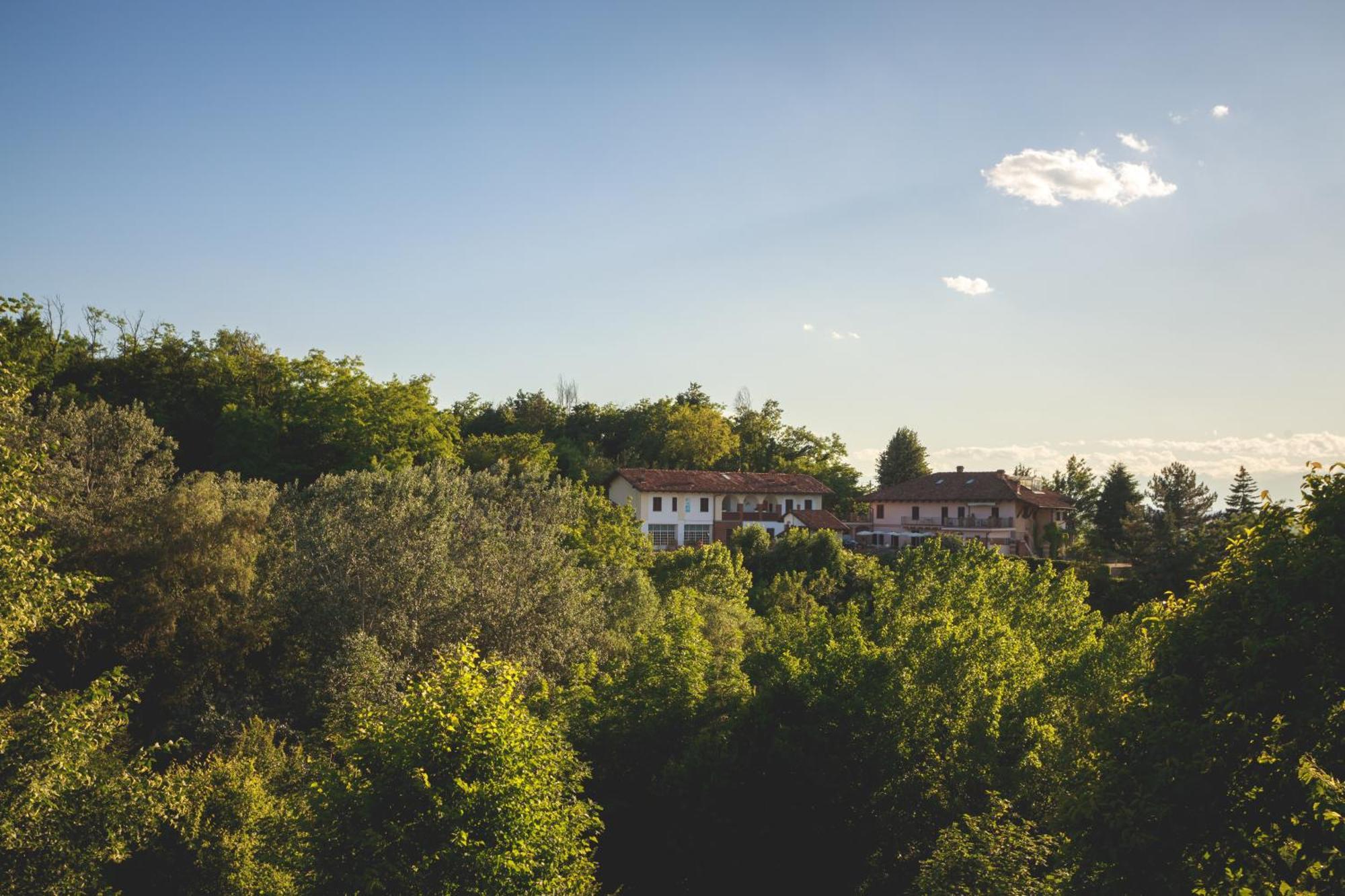 Villa La Meridiana Алба Екстериор снимка